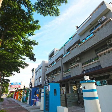 Ferienwohnung Fun Trip - 奧斯卡智能入住民宿 L 附設汽機車租賃行程建議 L T'ai-tung Exterior foto